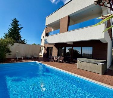Novalja Villa | Villa Estate