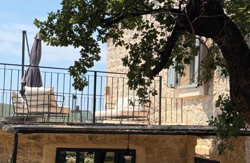 Petraca Villa | Villa Fig & Oak