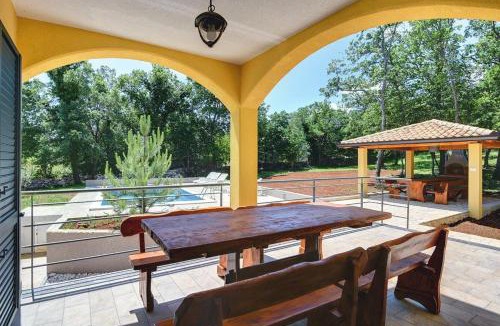 Kapelica Villa | Villa Filleona
