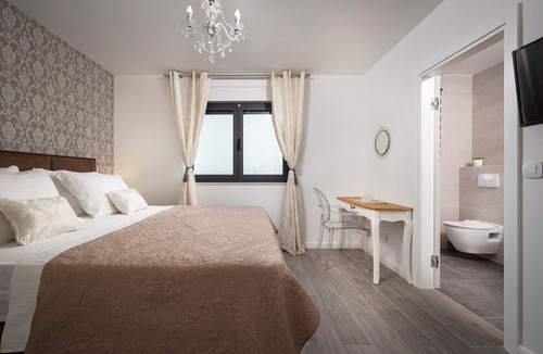 Sevid Villa | Villa Fontana with Heated Pool
