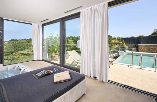 Buje Villa | Villa Fortezza - pool, sauna, Jacuzzi and countryside views by MyWaycation