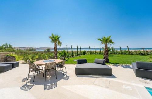 Ljubac Villa | Villa Four Seasons Ljubac Seaside