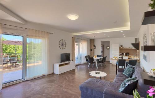 Pinezici House | Villa Gloria