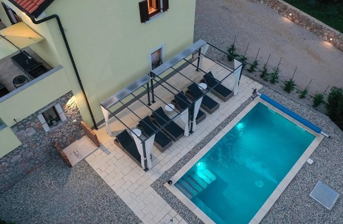 Risika House | Villa Holiday Home Tos