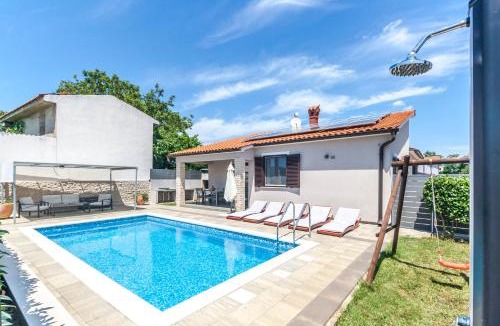 Marcana Villa | Villa House Gortan - with heated pool near Pula Istria - Ferienhaus Istrien