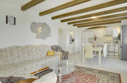 Dolenja Vas Villa | Villa in Lupoglav with Pool near the Sea
