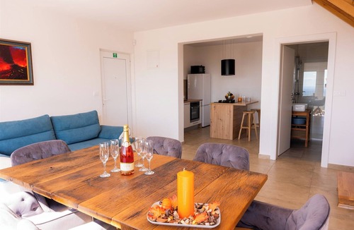 Breznik Plesivicki Villa | Villa in nature with jacuzzi, sauna, pool, barbecue, and entertainment amenities