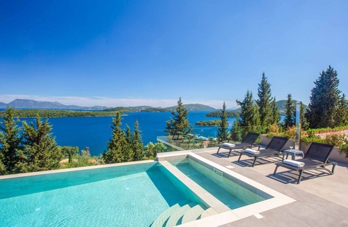 Perigiali Villa | Villa Ino Lefkas - Four Bedroom Villa, Sleeps 8