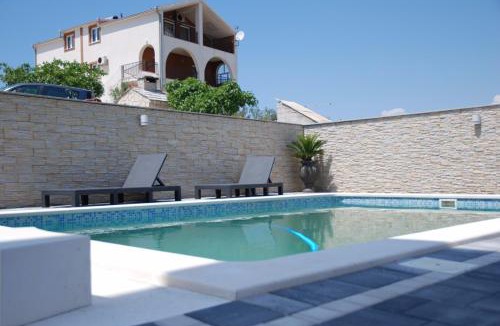 Sevid Apartment | Villa Isabella