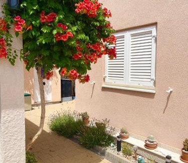 Sevid Apartment | Villa Isabella