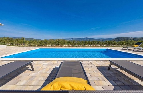 Buzet Villa | Villa Isabella with pool in Buzet, Istria
