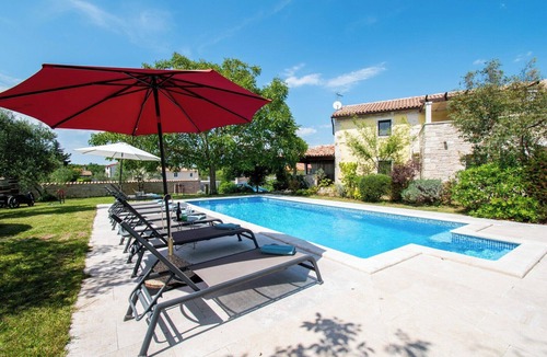 Orbanici Villa | Villa Ive by Istrabook