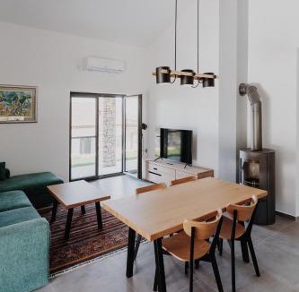 Jakisnica Villa | Villa Kadila with heated pool and sauna for family