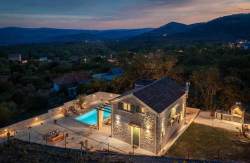 Blizna Donja Villa | Villa Kalista - Three Bedroom Villa, Sleeps 6