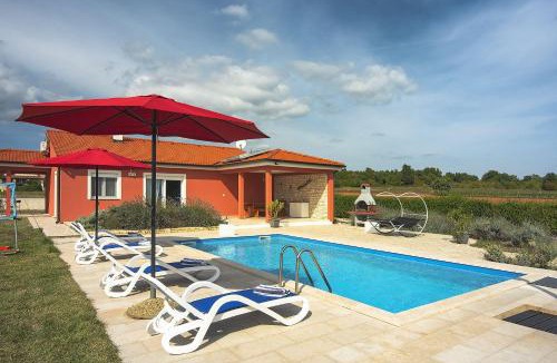 Rebici Villa | Villa Kata