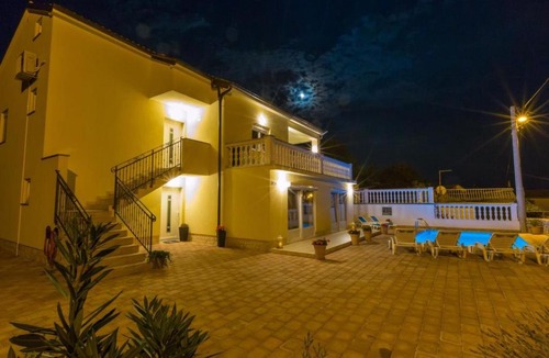 Grizane Villa | Villa Kuca Ujdenica by Interhome