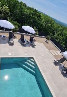 Garica Villa | Villa La Vie