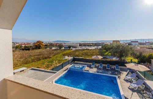 Rudine House | VILLA LaMARIN
