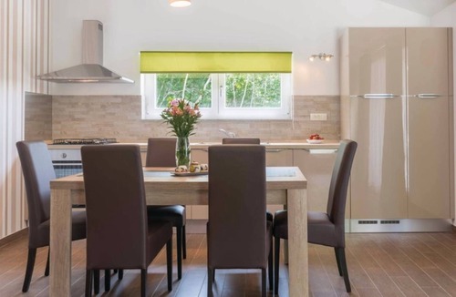 Gajana Villa | Villa Leona by Villas Guide