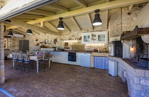 Prodol Villa | Villa Lipa for 8 persons near Pula with 41 m2 heated pool, beautiful garden, sauna & kids playground