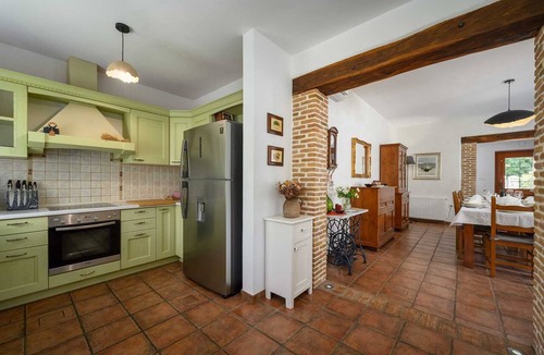 Prodol Villa | Villa Lipa with Heated Pool, Sauna & Wine Cellar