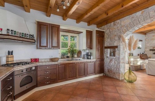 Buzet House | Villa "Livia" with a view of the water