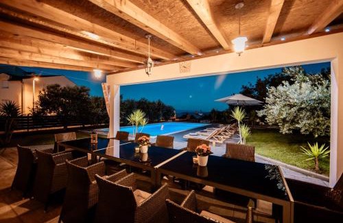 Rudine Villa | Villa Lucky me