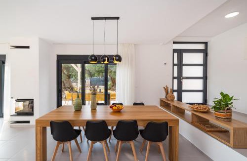 Lun Villa | Villa Lun, Luxury 5-stars Family Retreat