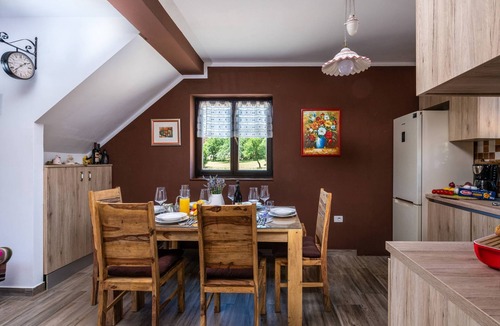 Manjadvorci Villa | Villa Madonnina with pool