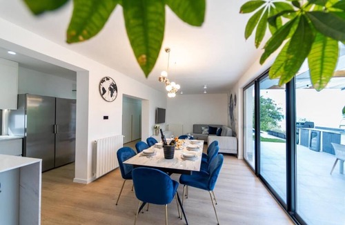 Vela Ucka Villa | Villa Mare&Monti in Opatija, EV charger, Pool, Sea view, BBQ