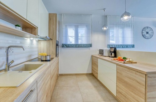 Sveti Anton House | Villa Mare With Private Pool And Garden, Malinska, Croatia