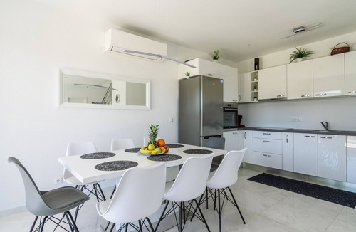 Marina Villa | Villa Mari with private pool