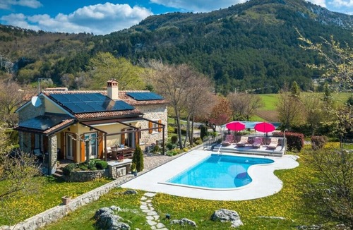 Lupoglav Villa | Villa Marija Učka in Brest pod Učkom - Haus für 4-6 Personen