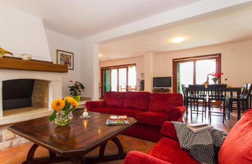 Stanisovi Villa | Villa Marina by Interhome
