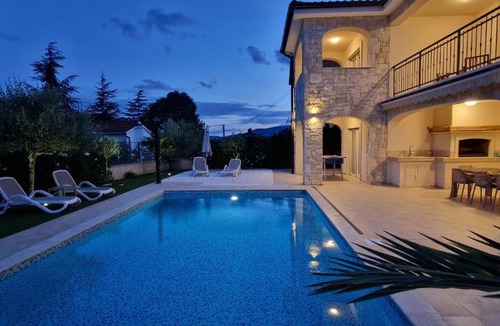 Pinezici Villa | Villa Martina s bazenom,5 soba