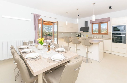 Loborika Villa | Villa Mattuzzi near Pula with large garden, kids playground and whirlpool