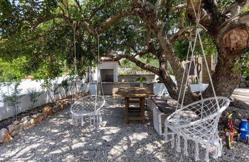 Grohote Villa | Villa Mellifera