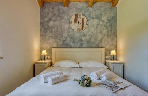 Mali Vareski Apartment | Villa Milo Mali Vareski with Pool - Happy Rentals