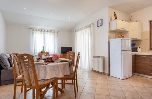 Grandici House | "Villa Mirela" mit Terrasse by Interhome