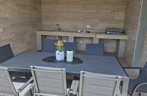 Peruski Villa | Villa Moon - SeaView&Hydromassage by Villas Guide