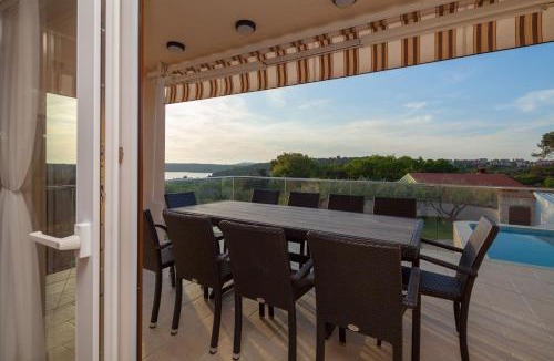 Banjole Villa | Villa Nicole