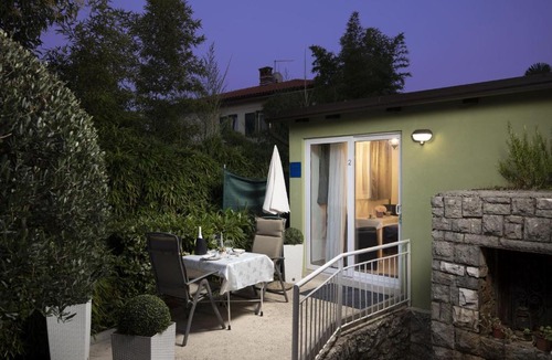 Ika Apartment | Villa Nika 2