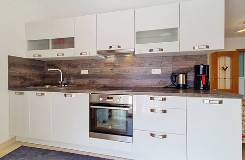 Okrug Gornji Apartment | Villa Nikaroni by Interhome