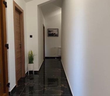 Porat Apartment | Villa Niko
