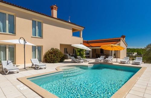 Orbanici House | Villa Nirvana by Interhome