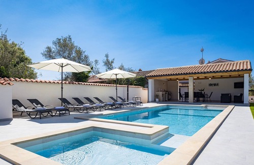Mali Vareski Villa | Villa Nola Istria nearby Pula – Crovillas GmbH
