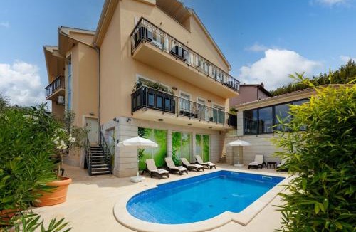 Pjescana Uvala House | Villa Oasi Pool & Spa - Happy Rentals