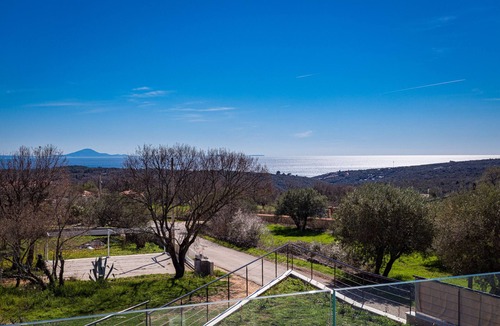 Peruski Villa | Villa Ogradina near Pula with sea view for 5 persons only 3 km from the beach - pet friendly