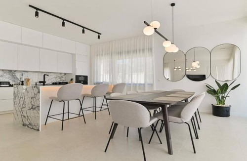 Okrug Gornji Villa | Villa Olive - Five bedroom Villa with Terrace and Swimming pool