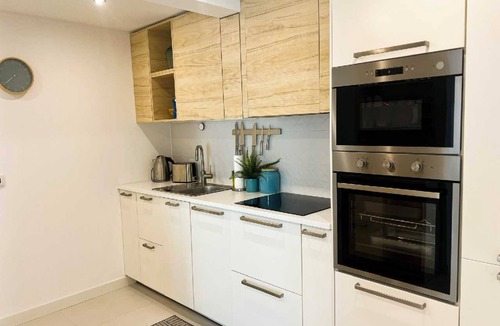 Omis Apartment | Villa Oneum – Apartment MARE with Private Jacuzzi